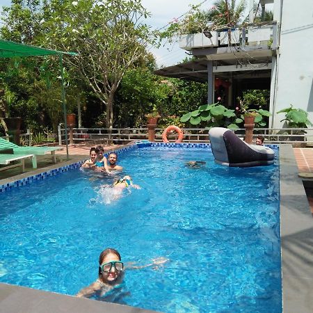 Quoc Phuong Riverside Homestay Ben Tre Exteriör bild